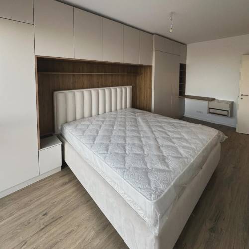 dormitor cu pat tapitat calitate premium bond romania