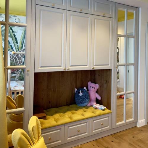 spatiu de relaxare si depozitare pentru dormitor copii bond concept