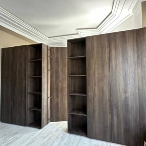 spatiu depozitare salon de masaj