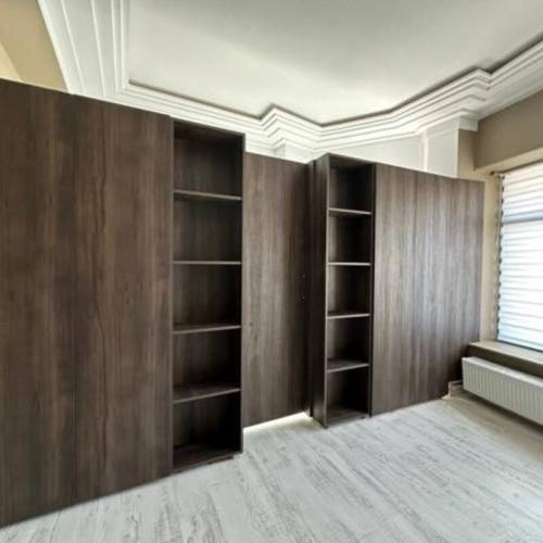 spatiu depozitare salon de masaj